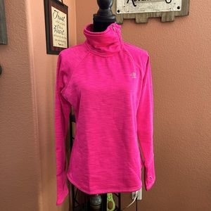 UMBRO Long Sleeve Fleeced Athleisure Zip Neck top!! Size L